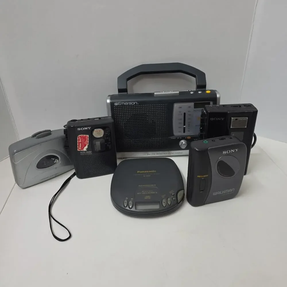 Lot Of 6 Portable Radios Tape CD Players 3 Sony Panasonic Emerson For Parts Only